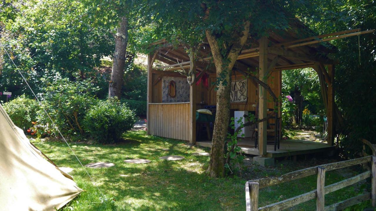 Camping Jardin La Vie En Vert En Ariege Hotel Augirein Exterior foto