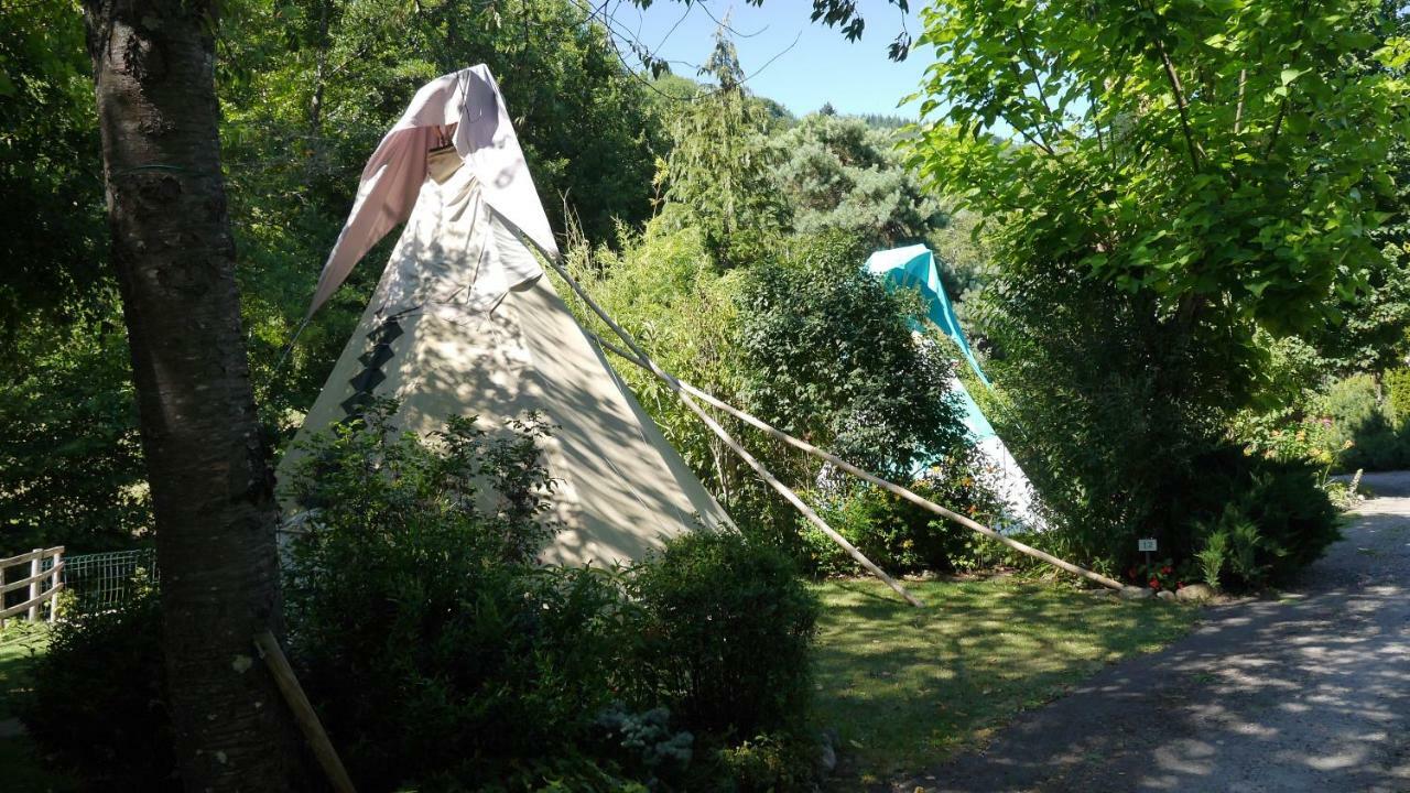 Camping Jardin La Vie En Vert En Ariege Hotel Augirein Exterior foto